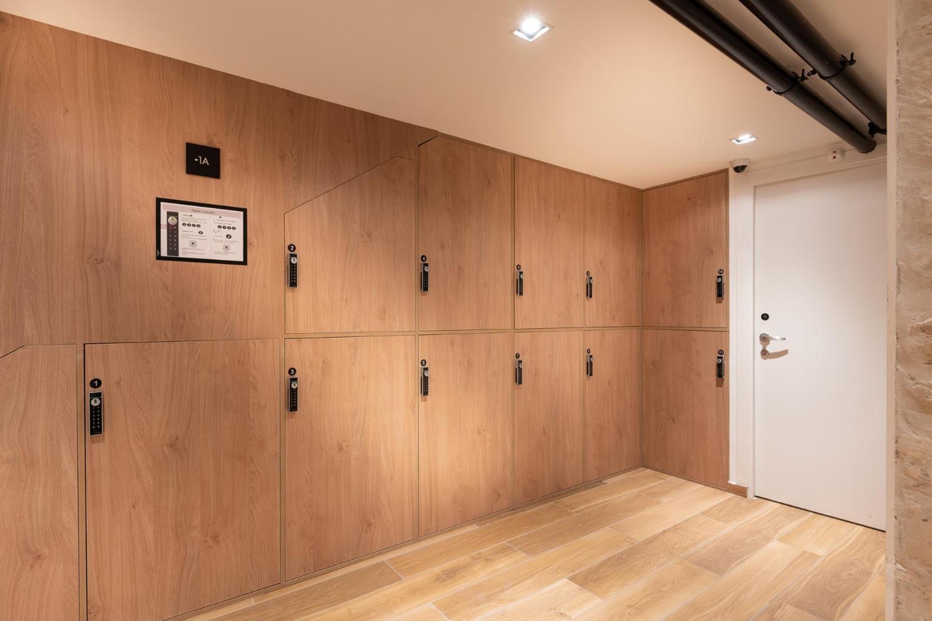 Les Suites Hcr パリ エクステリア 写真