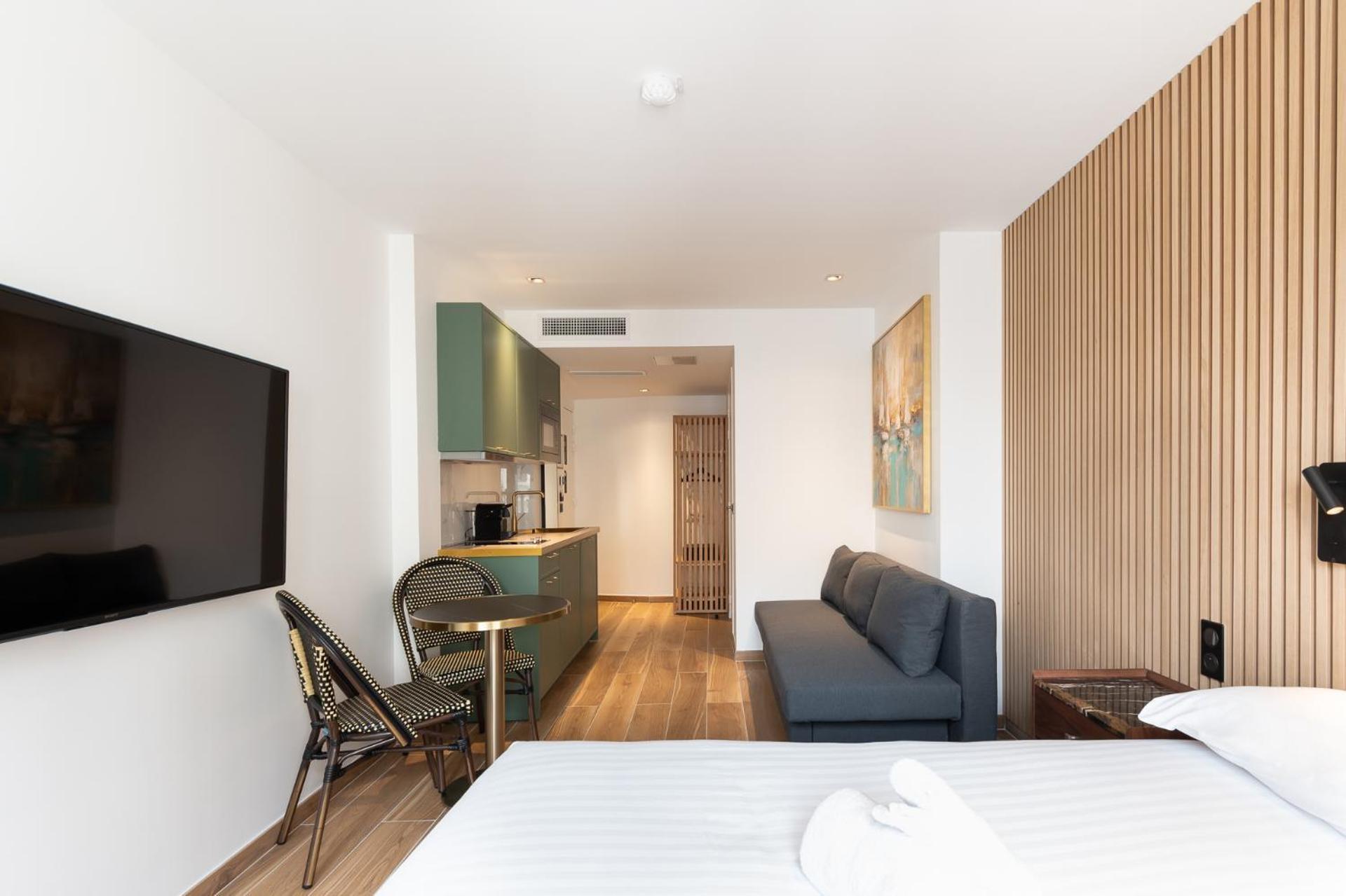 Les Suites Hcr パリ エクステリア 写真