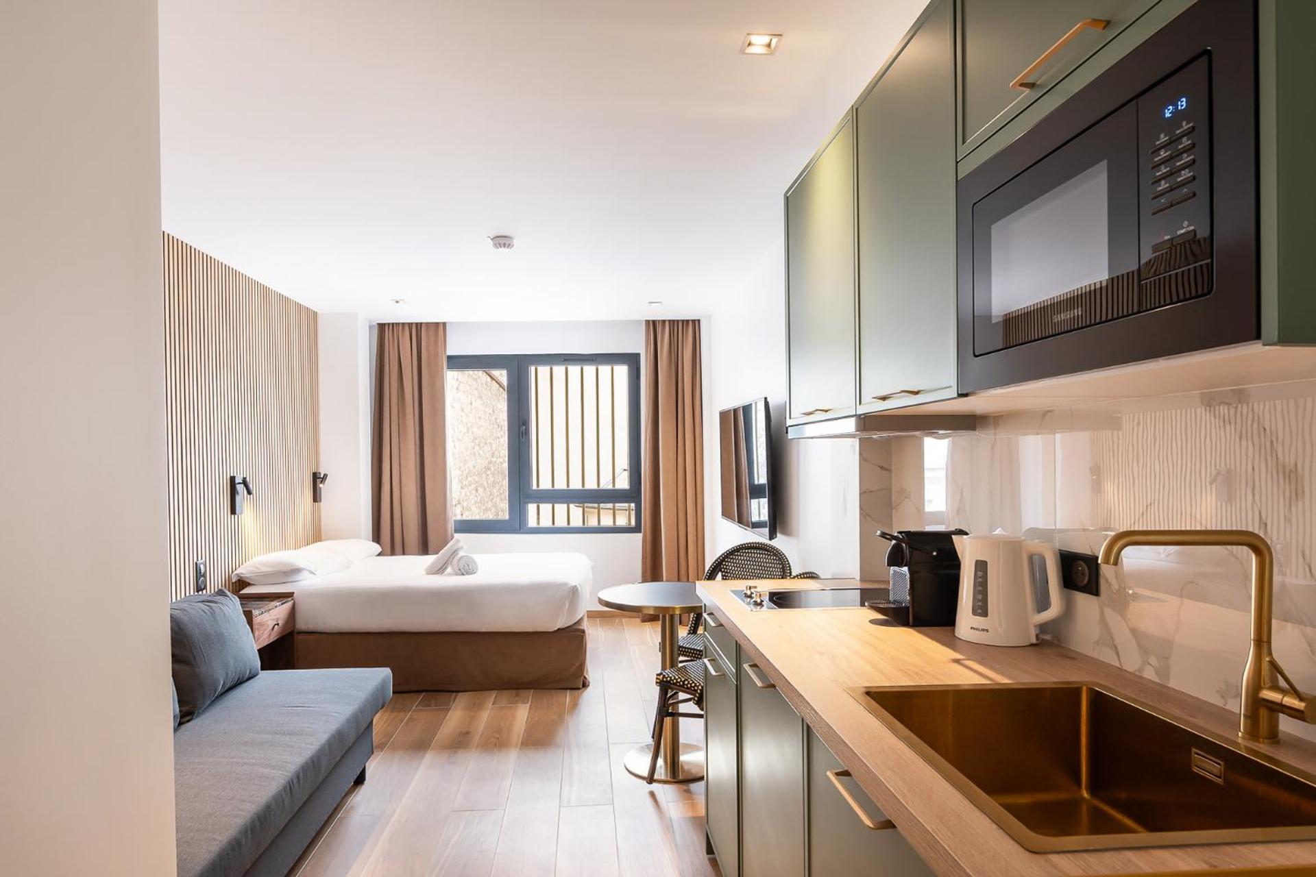 Les Suites Hcr パリ エクステリア 写真